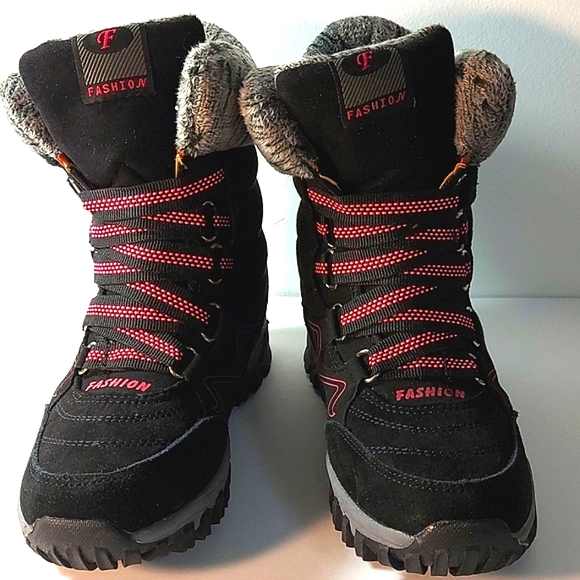 NWOT Fashion Black Faux Suede Boots, Size 36 - Picture 5 of 16